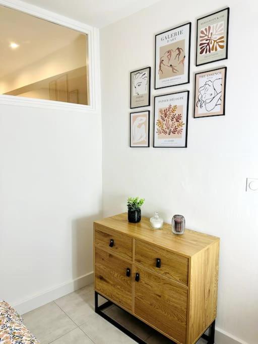 Apartament Le Nid Douillet Nîmes Zewnętrze zdjęcie