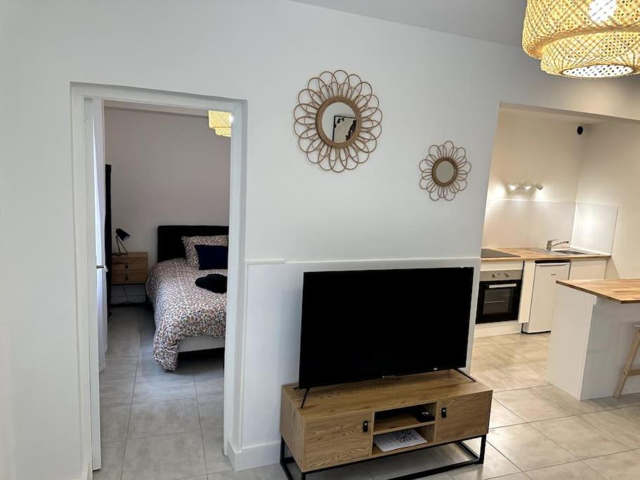 Apartament Le Nid Douillet Nîmes Zewnętrze zdjęcie